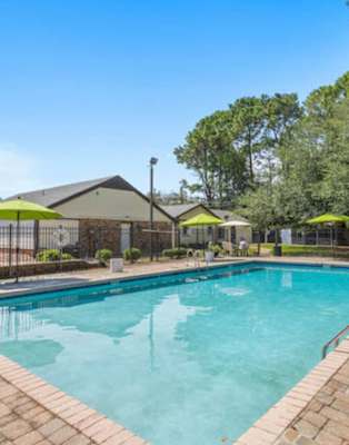 The Onyx Hoover Apartments property